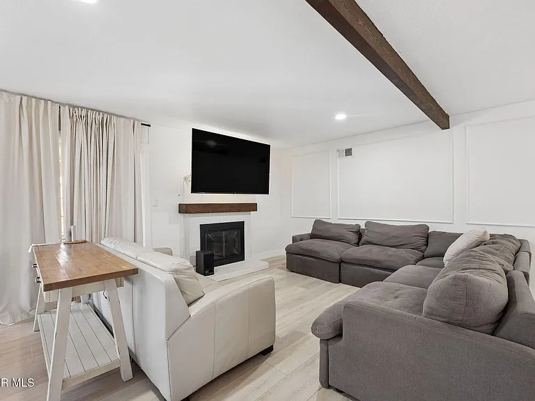 2301 Mono St — Photo 14