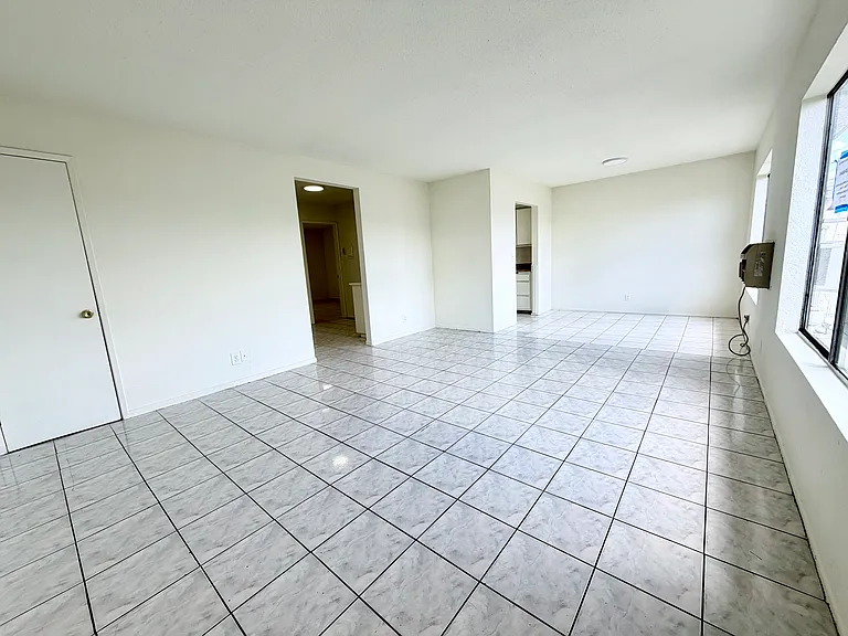 678 Del Rosa Pl #D — Photo 9