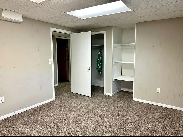 2349 Marco Cir — Photo 14
