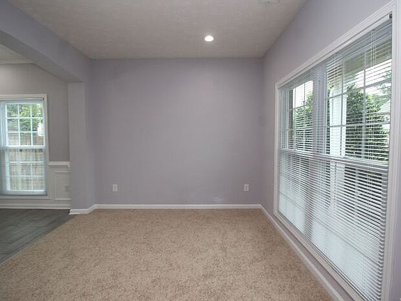 5th image of 620 Clairidge Ln