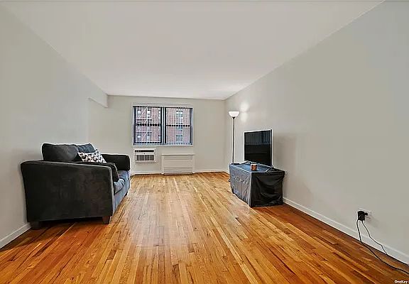 4th image of 84-29 155th Ave #2N