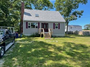 12 Repose Ln, Wareham, MA 02571