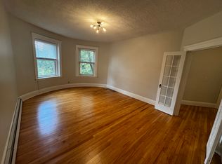 235 Rawson Rd APT 4, Brookline, MA 02445