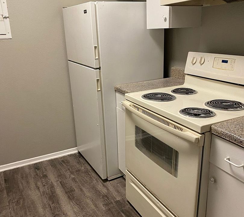 2nd image of 1948 Denton St #91-C