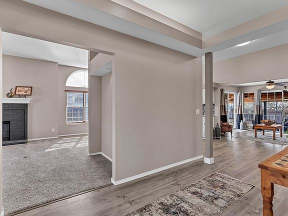 5th image of 2613 N Beacon Hill Ct