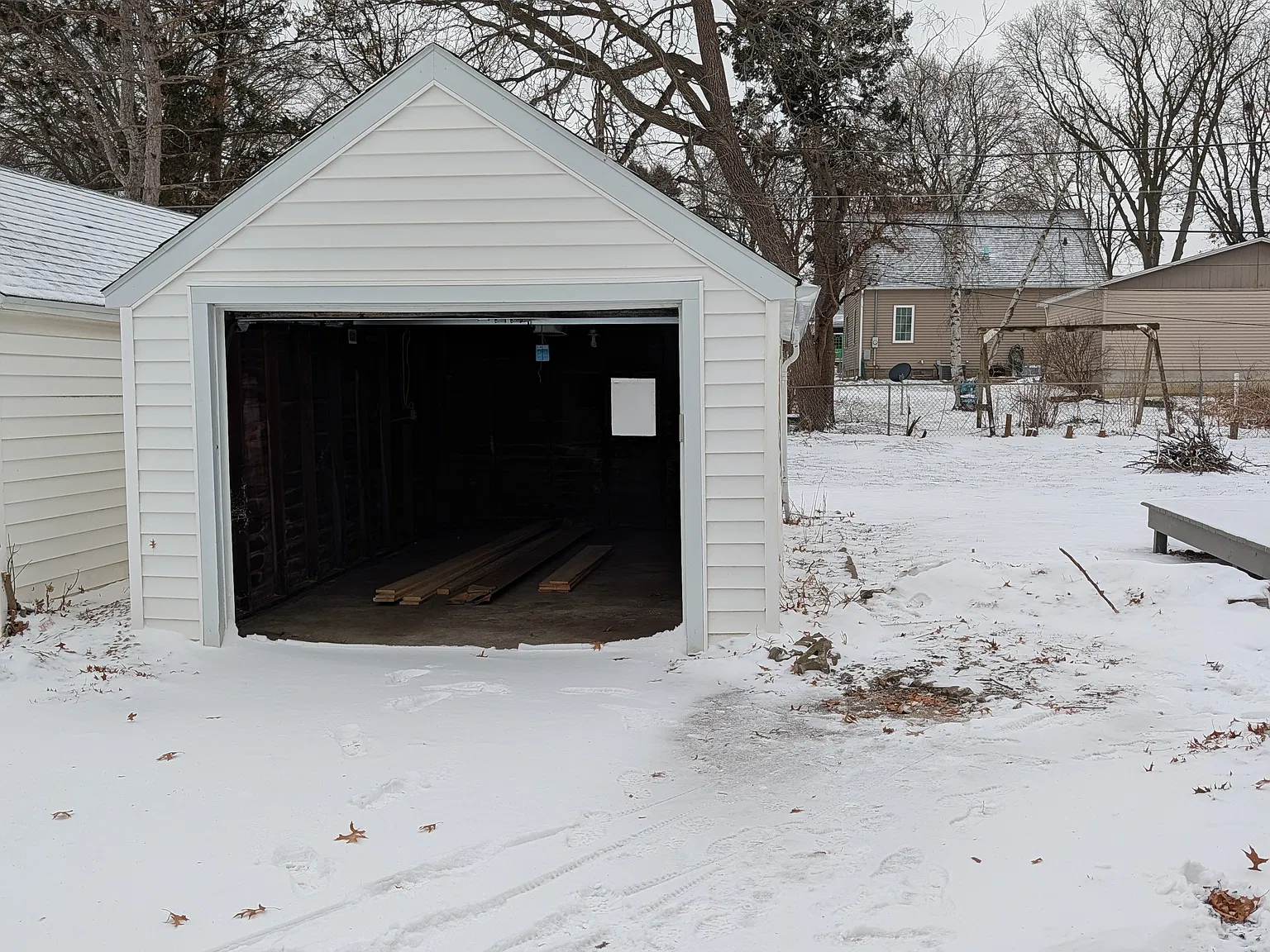 4 bed, 1955 sqft, $1,850 — Photo 3