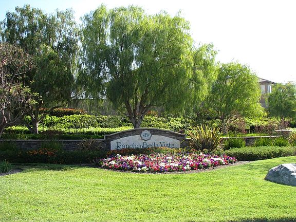 Rancho Bella Vista community