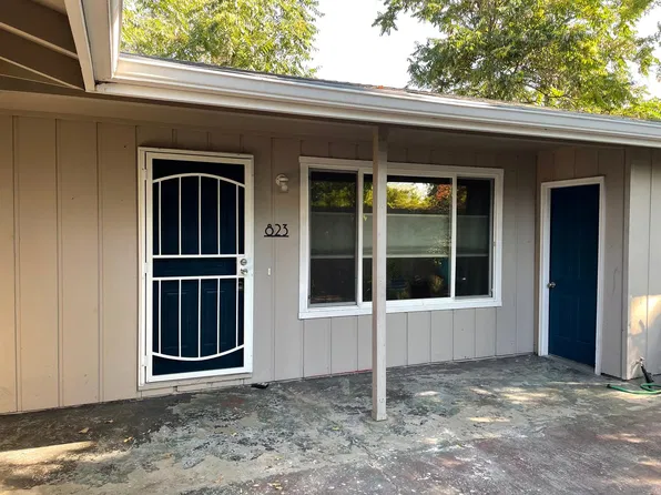 823 Oak St, Medford, OR 97501