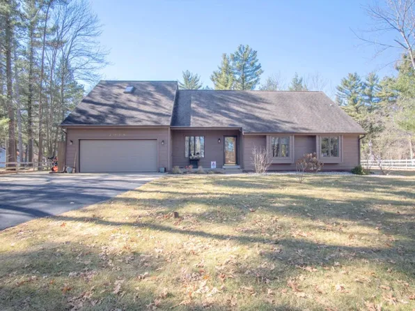 2025 CIRCLE DRIVE, Kronenwetter, WI 54455