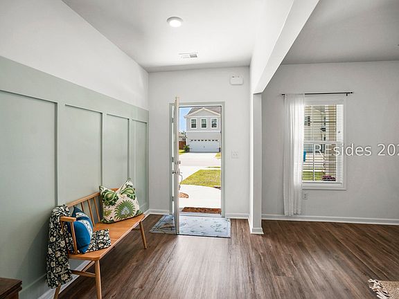 3rd image of 25 Chinquapin St