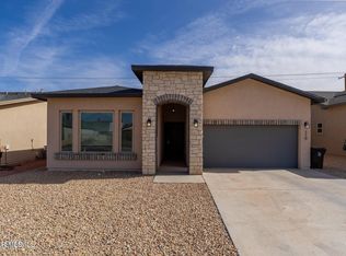 110 Bonnie Trl, Sunland Park, NM 88063