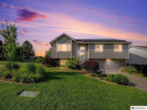 11910 Mary St, Omaha, NE 68164