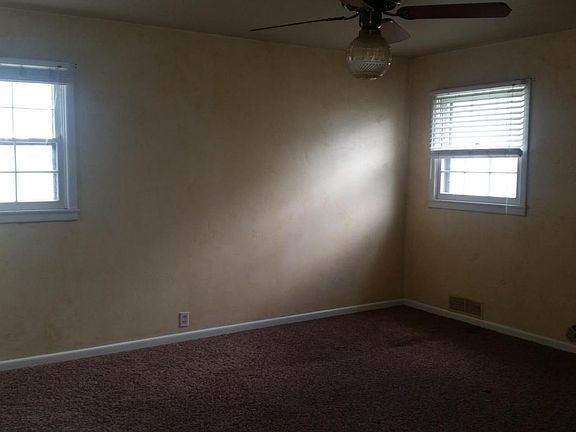 5th image of 5712 Berget Dr