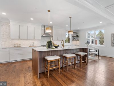 9211 Villa Dr, Bethesda, MD, 20817