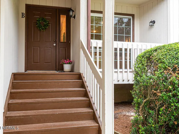 36 Martin Drive #B, Whispering Pines, NC 28327