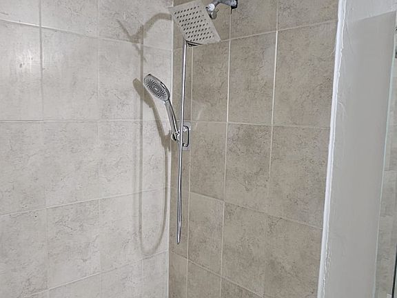 4th image of 8160 Geneva Ct APT 316