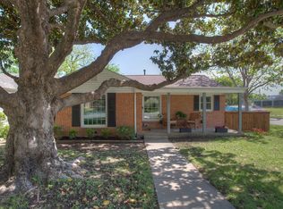 4337 Curzon Ave, Fort Worth, TX 76107