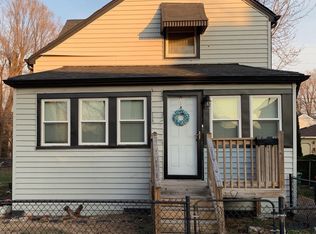 6027 Wallace Rd, Hammond, IN 46320