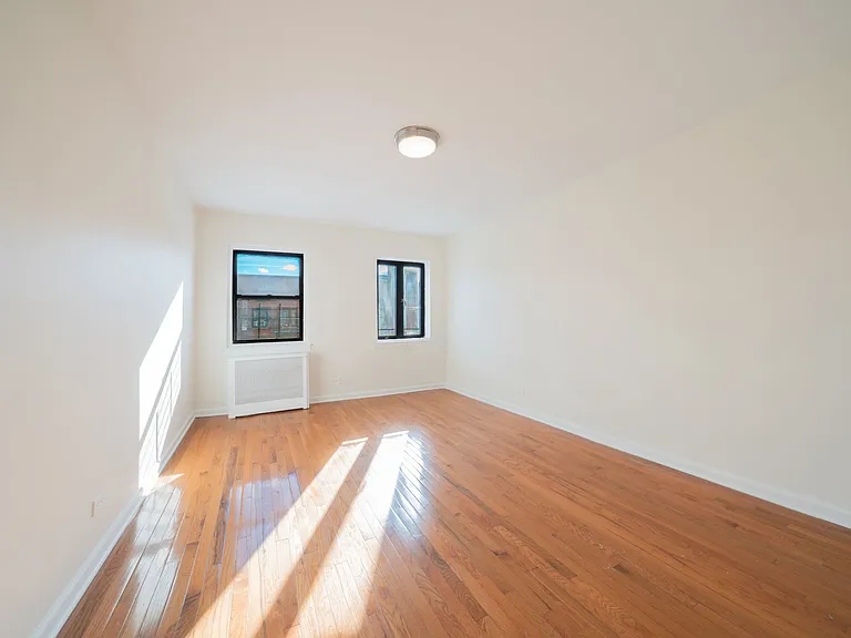 150-39 75th Ave #2D — Photo 5
