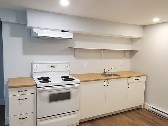3rd image of 2112 Cowan St Unit 3