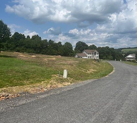 5th image of 19607 Candlewood Ln
