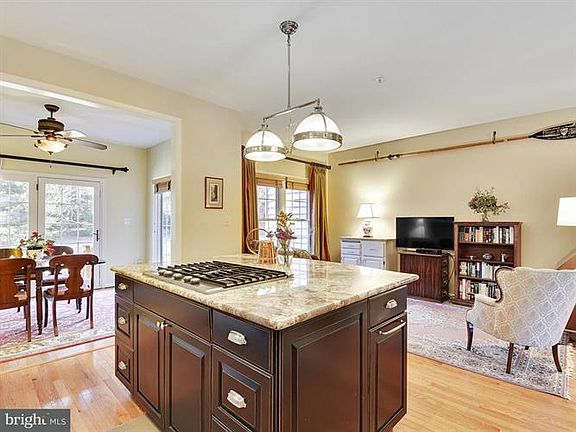 5th image of 459 Winding Rose Dr