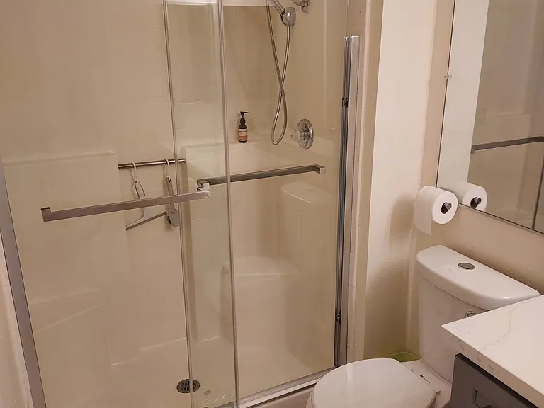 8106 Loren Ln — Photo 6