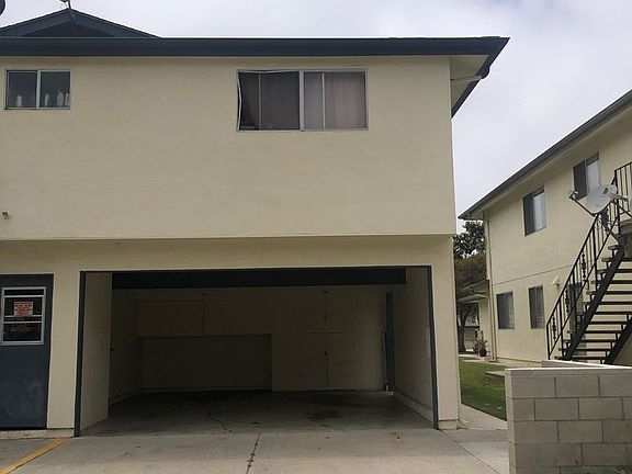 2nd image of 1132 Carlsbad Pl