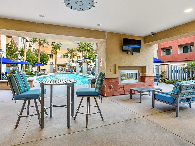 Las Aguas Apartments — Photo 16