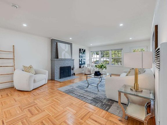 5th image of 315 Haight St