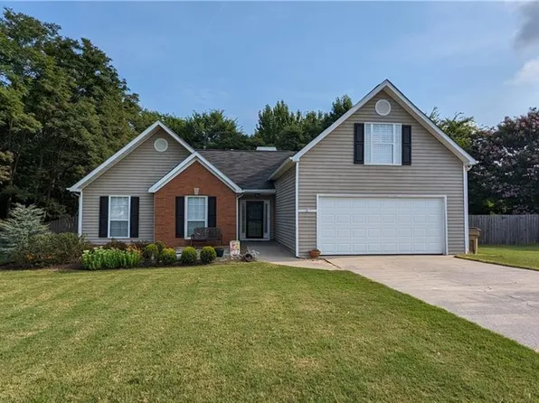15 Polo Flds NE, Cartersville, GA 30121