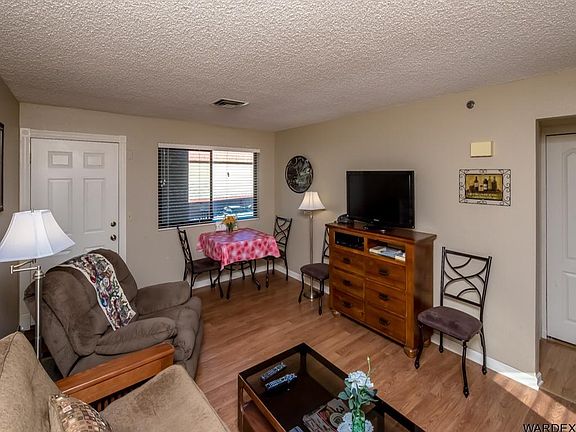 2nd image of 2085 Mesquite Ave #A-2