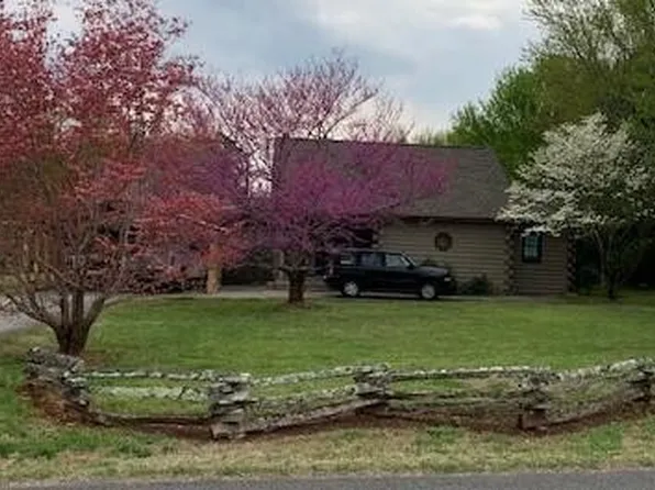284 Savannah Shores Dr, Delano, TN 37325