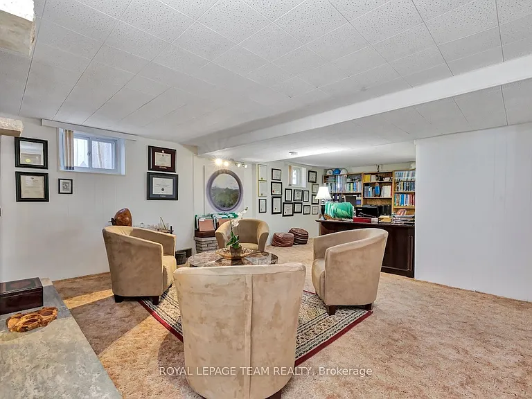1233 Cheverton Ave — Photo 35