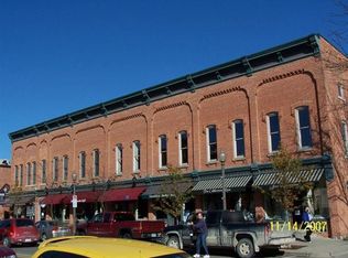 107 S Ann Arbor St, Saline, MI 48176