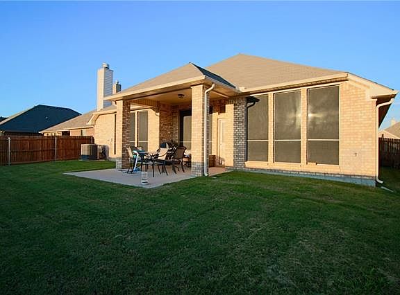 5th image of 7818 Black Willow Ln