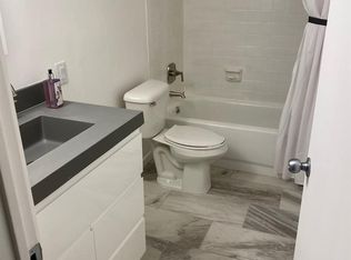 2401 Packard St APT 33D, Ann Arbor, MI 48104