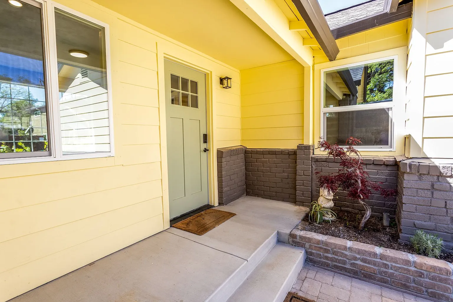 16 Adeline Way photo 1