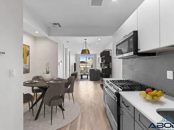 153 Erasmus Street image 1 of 15