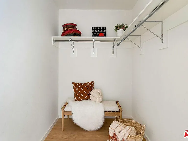 889 Francisco St #1702 — Photo 8