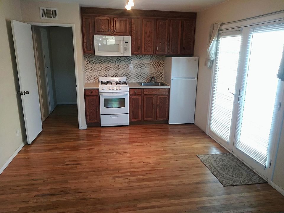 1st image of 11501 Faye Ave #B