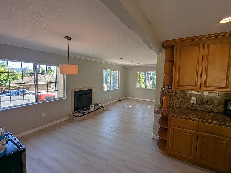 706 Appian Way — Photo 16