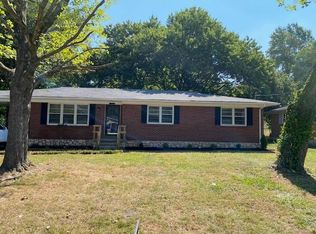 1320 S Lee Dr, Bowling Green, KY