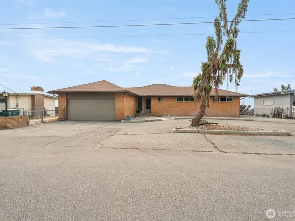 1210 N Ashland Avenue, East Wenatchee, WA 98802
