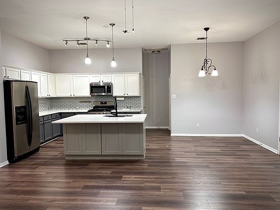 kitchen dining area, from living room