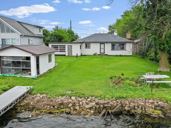 6832 Wentzel Shore Rd, Winneconne, WI 54986