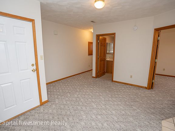 3rd image of 201 W McCarty St APT 5