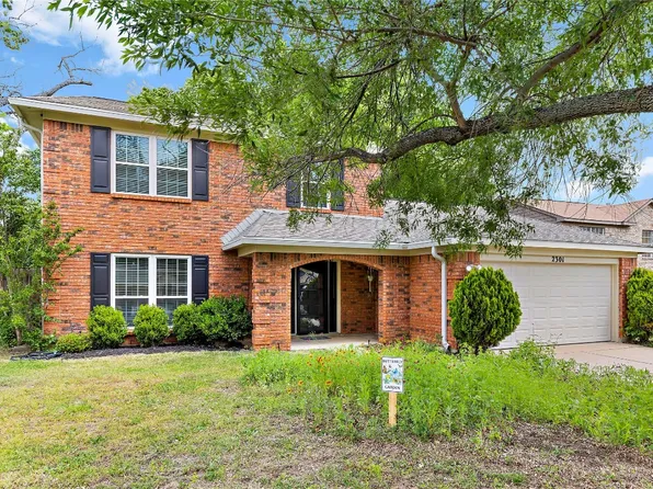 2301 Double Oak Ct, Denton, TX 76209