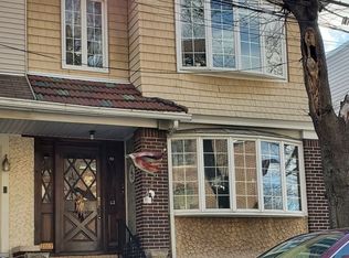 8716 79th Ave, Ridgewood, NY 11385