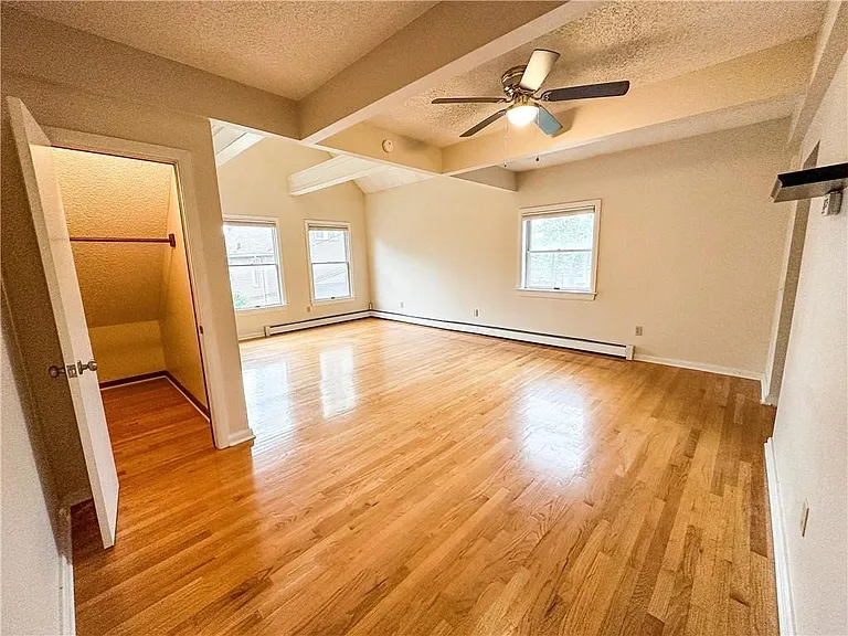 113 Comfort St #5 — Photo 3